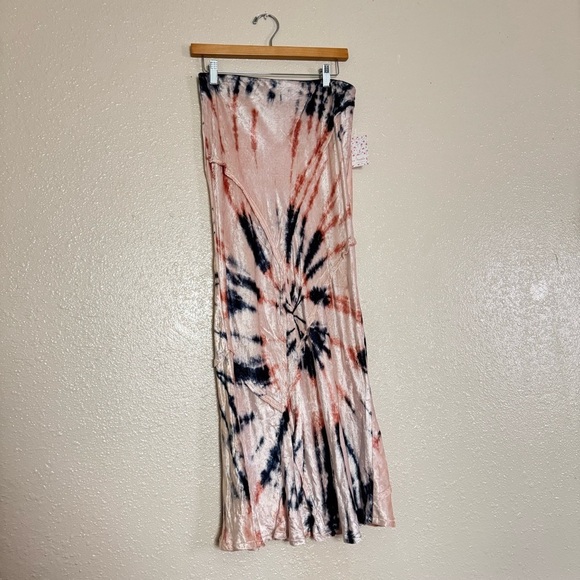 Free People Bali Serious Swagger Tie Dye Velvet Midi Pencil Skirt - Picture 9 of 10